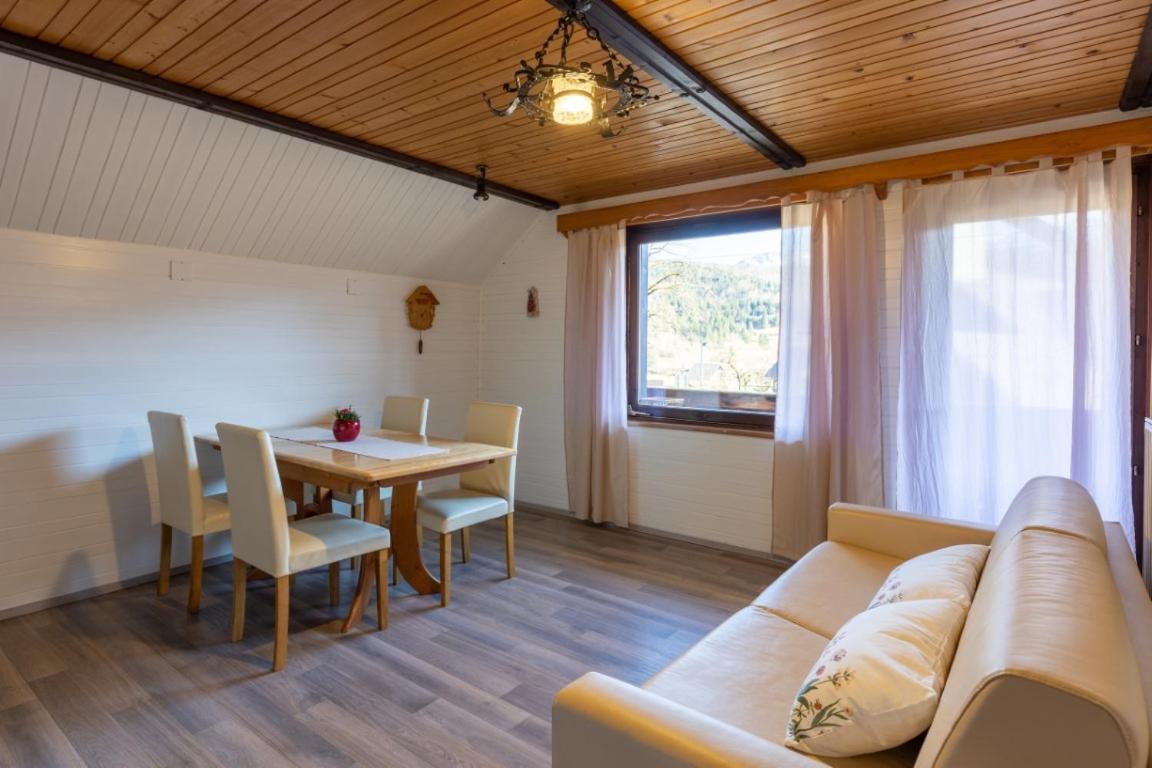 Apartment And Room Mateja Kovacic Bohinj Luaran gambar